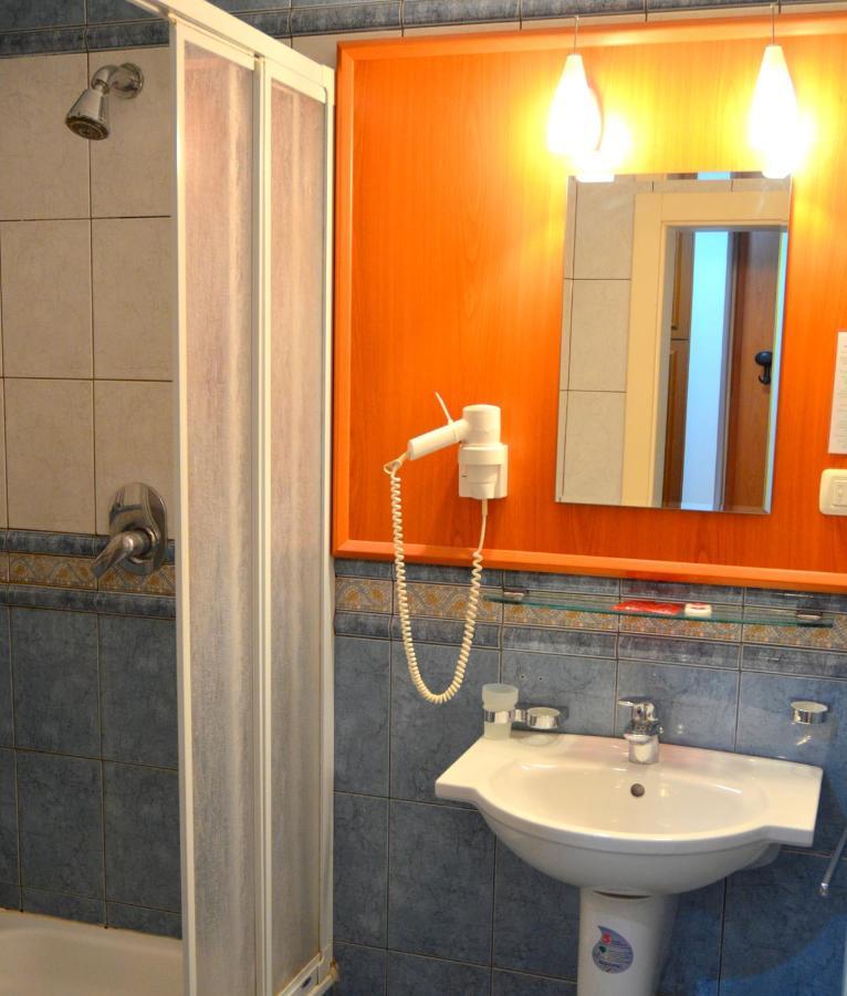 Hotel Iadolina Stana de Vale Eksteriør bilde