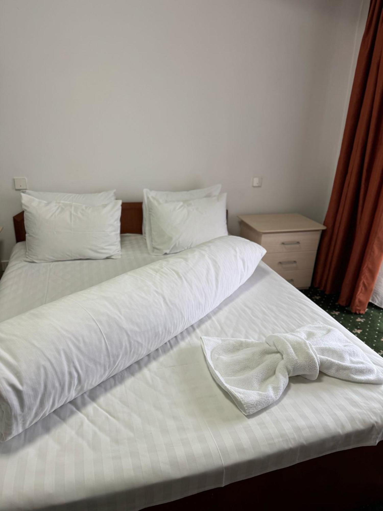 Hotel Iadolina Stana de Vale Eksteriør bilde